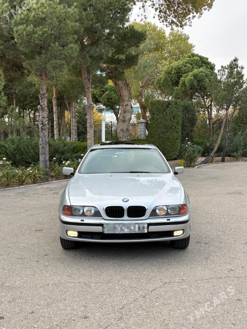 BMW E39 1999 - 100 000 TMT - Балканабат - img 4