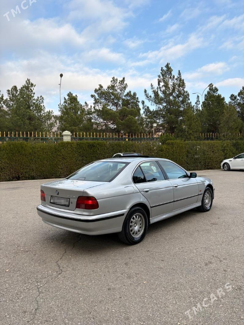 BMW E39 1999 - 100 000 TMT - Балканабат - img 3