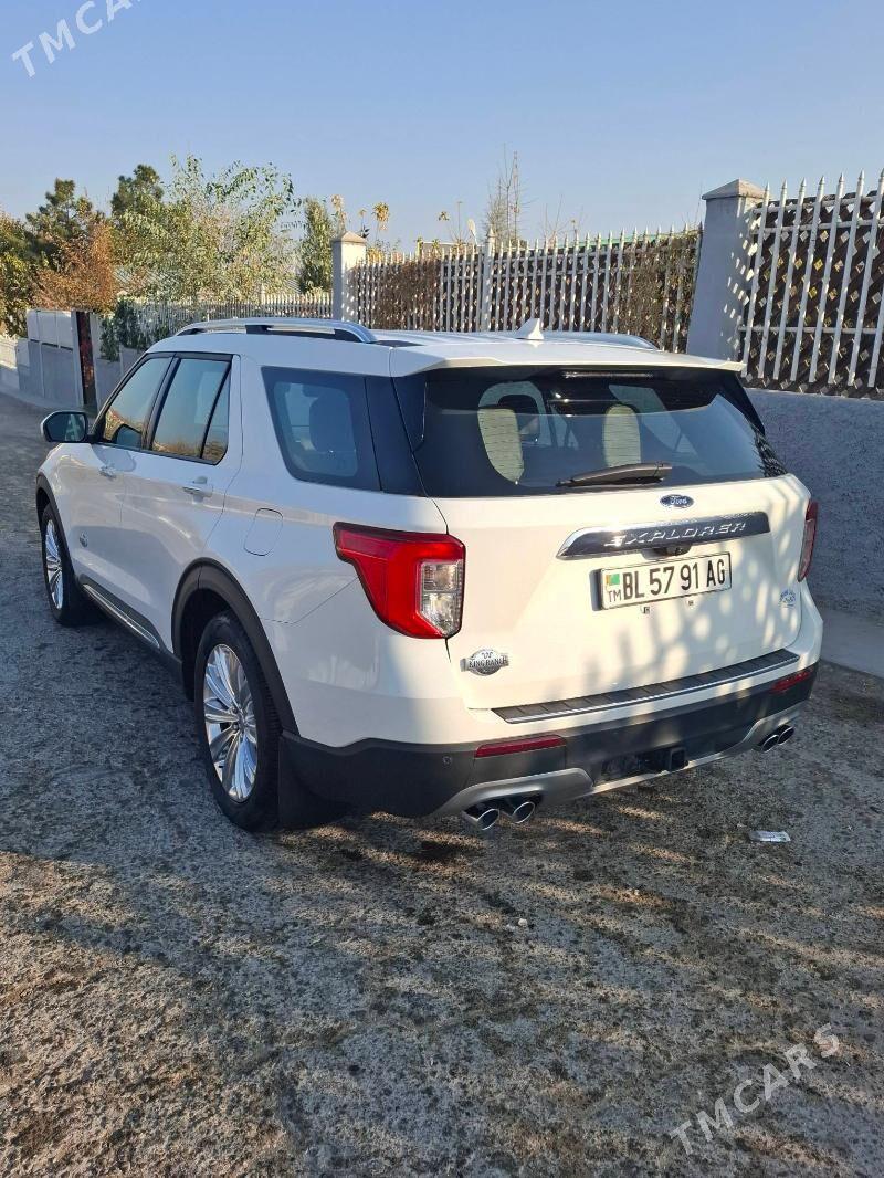 Ford Explorer 2022 - 675 000 TMT - 10 мкр - img 4