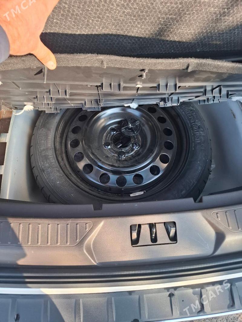 Ford Explorer 2022 - 675 000 TMT - 10 мкр - img 9