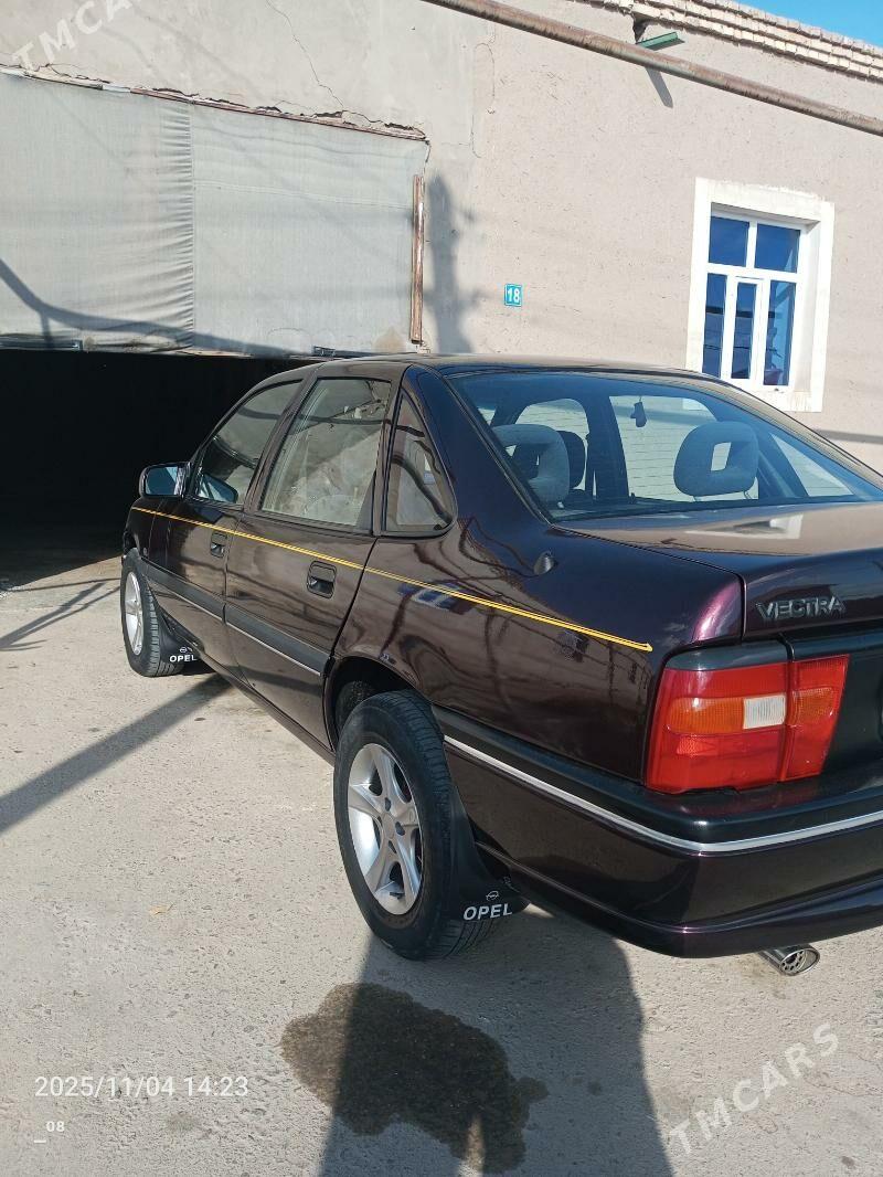 Opel Vectra 1993 - 70 000 TMT - Шабатский этрап - img 1