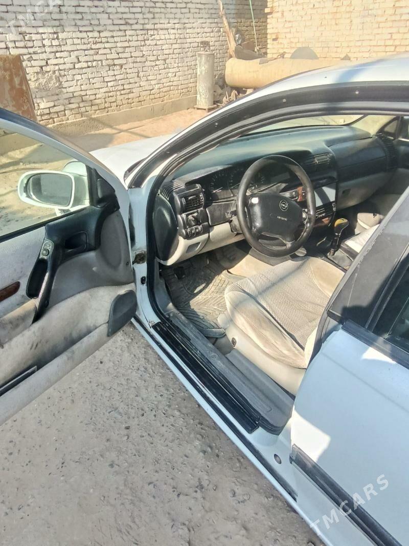 Opel Omega 1996 - 16 000 TMT - Ак-Бугдайский этрап - img 5
