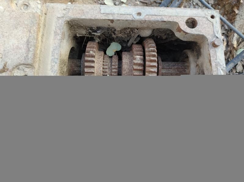 T-28 traktor zadnimost 7 000 TMT - Дашогуз - img 5