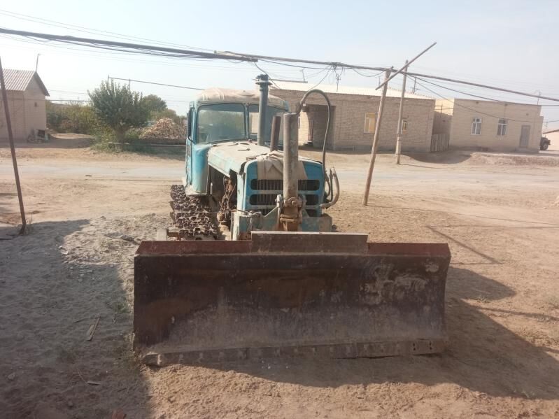 MTZ 82 1988 - 25 000 TMT - Фарап - img 1