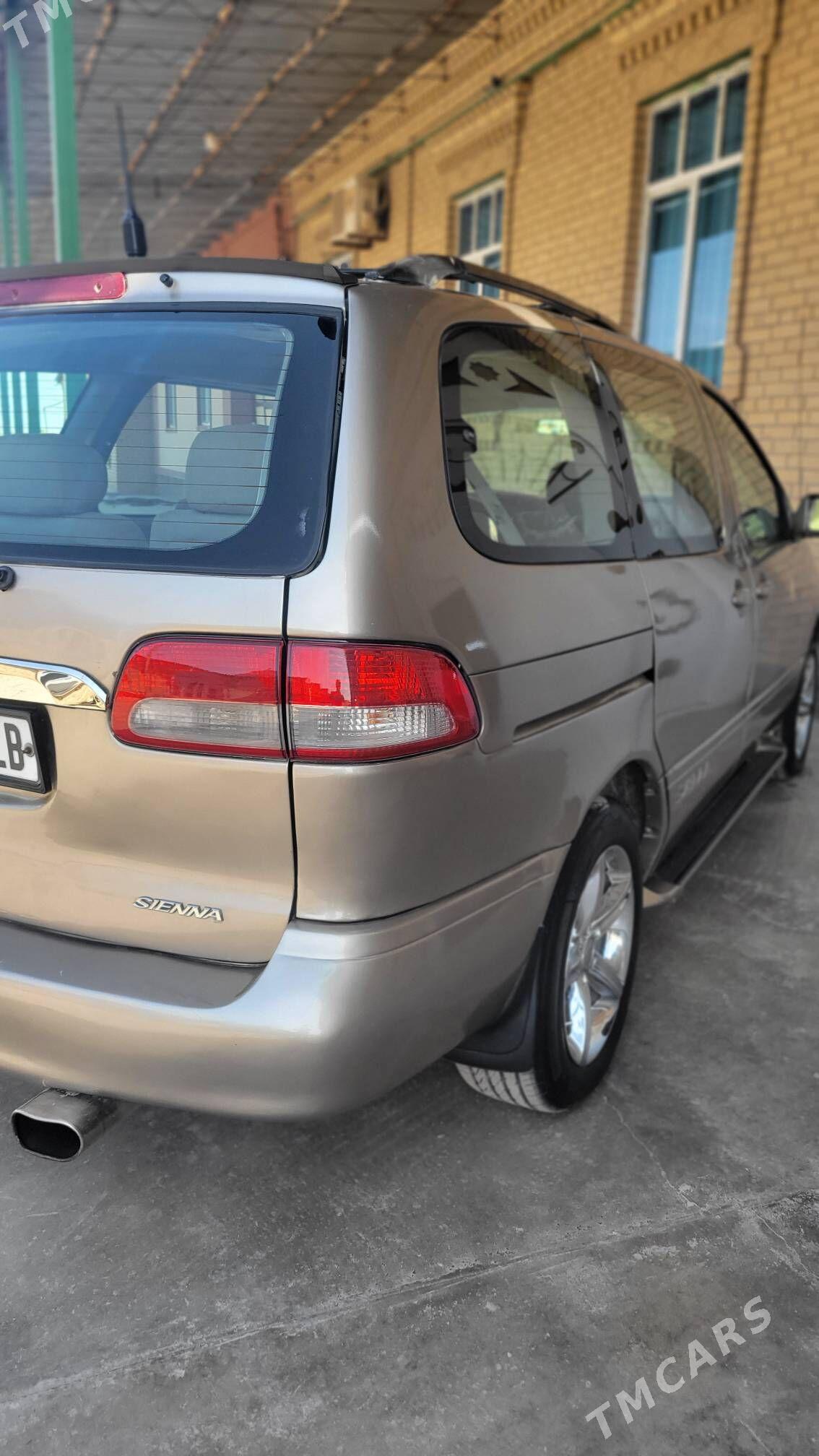 Toyota Sienna 2001 - 170 000 TMT - Türkmenabat - img 3