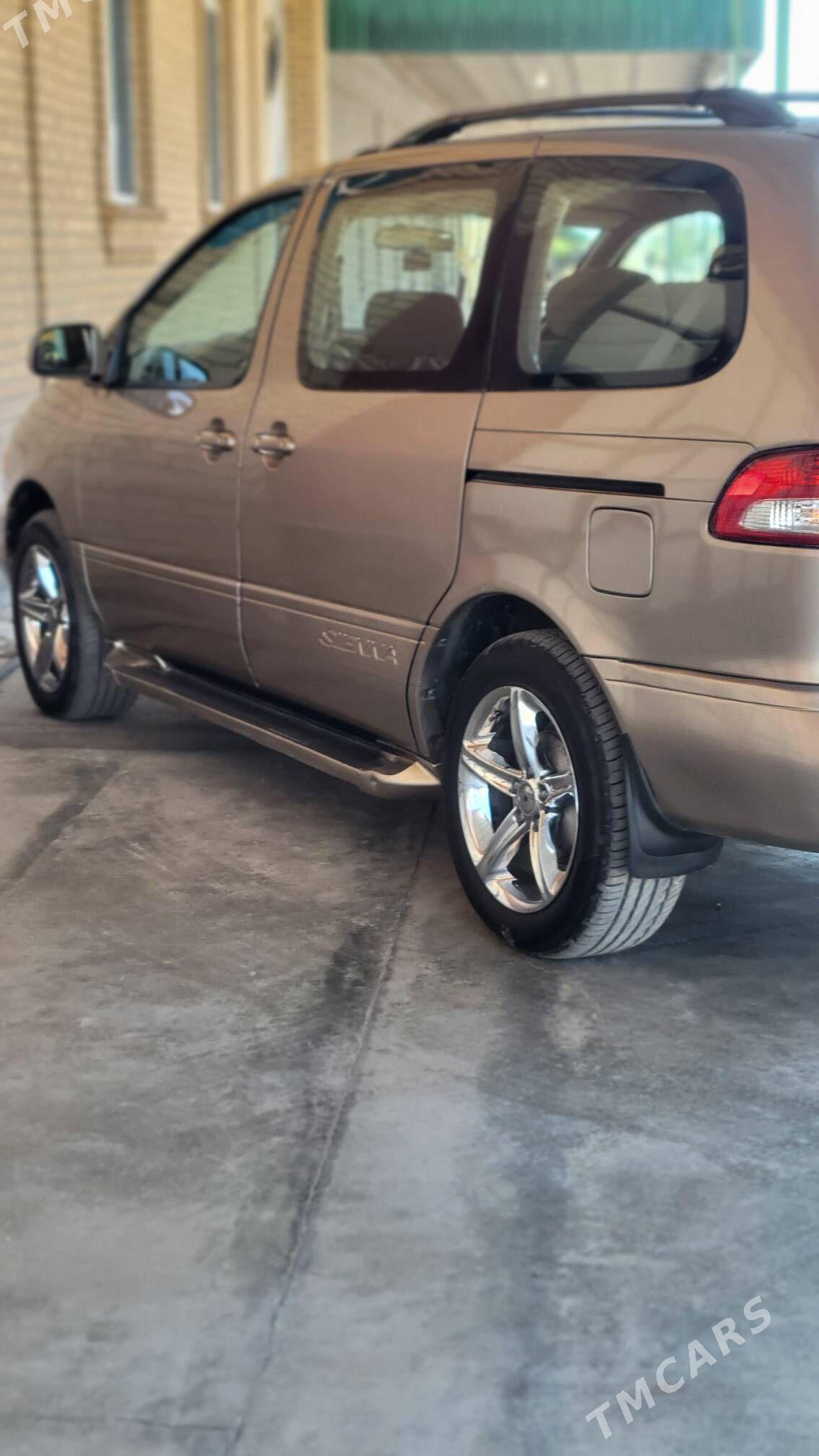 Toyota Sienna 2001 - 170 000 TMT - Türkmenabat - img 5