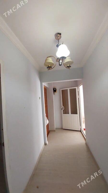 1 мкр 3- комнат 1- эт - Туркменабат - img 6