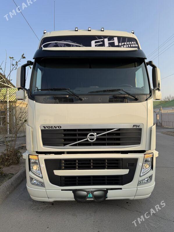 Volvo FH12 2003 - 670 000 TMT - Aşgabat - img 1