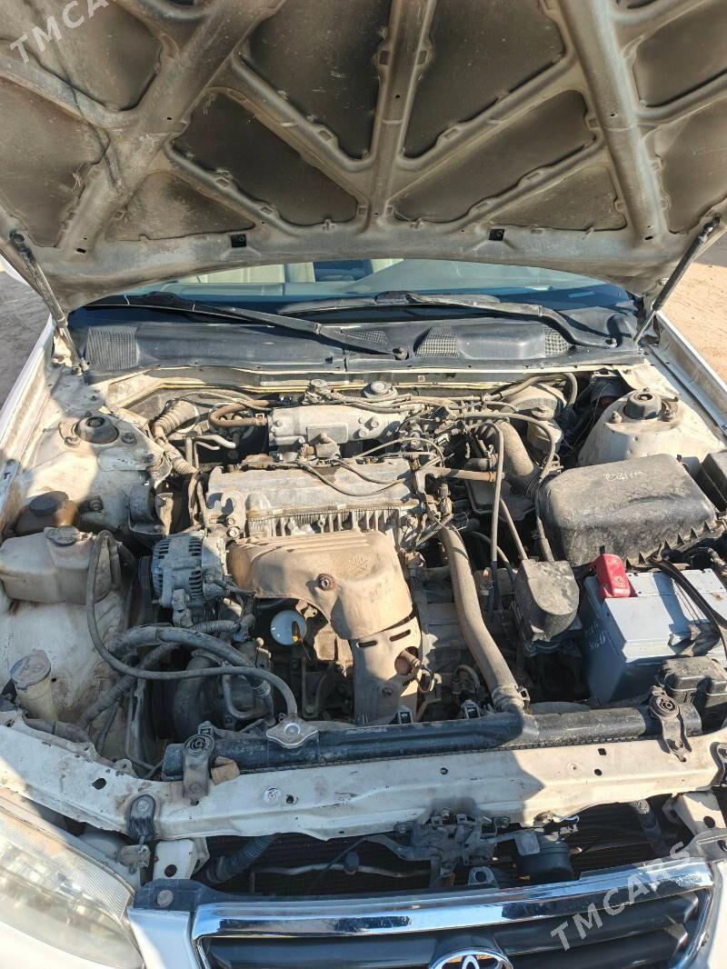 Toyota Camry 1999 - 135 000 TMT - Мары - img 1