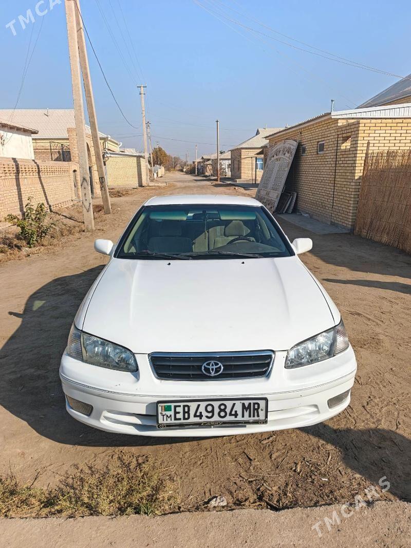 Toyota Camry 1999 - 135 000 TMT - Мары - img 3