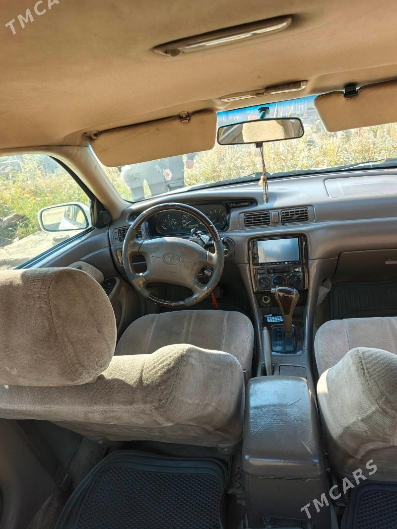 Toyota Camry 1999 - 135 000 TMT - Мары - img 2