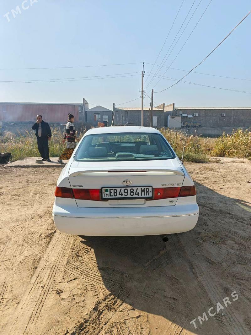 Toyota Camry 1999 - 135 000 TMT - Мары - img 6