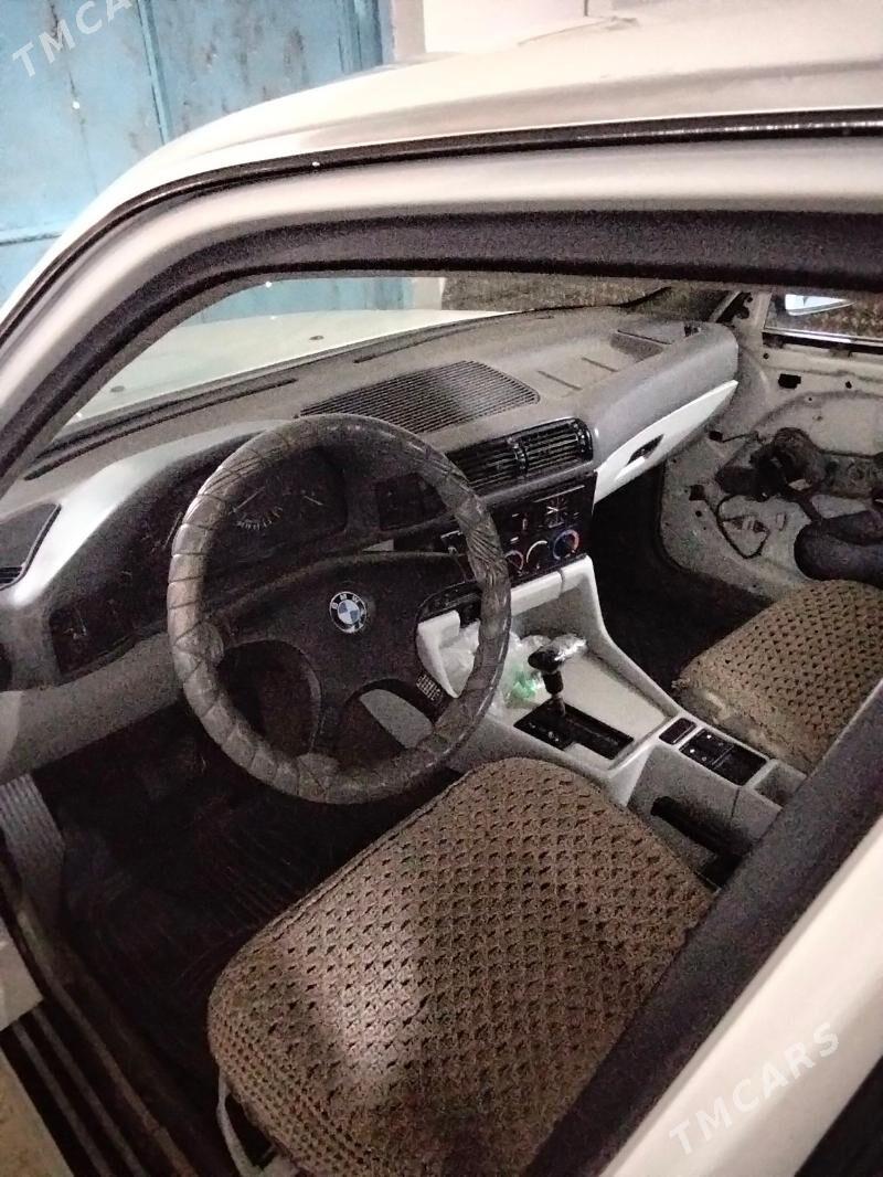 BMW 535 1992 - 44 000 TMT - Балканабат - img 3