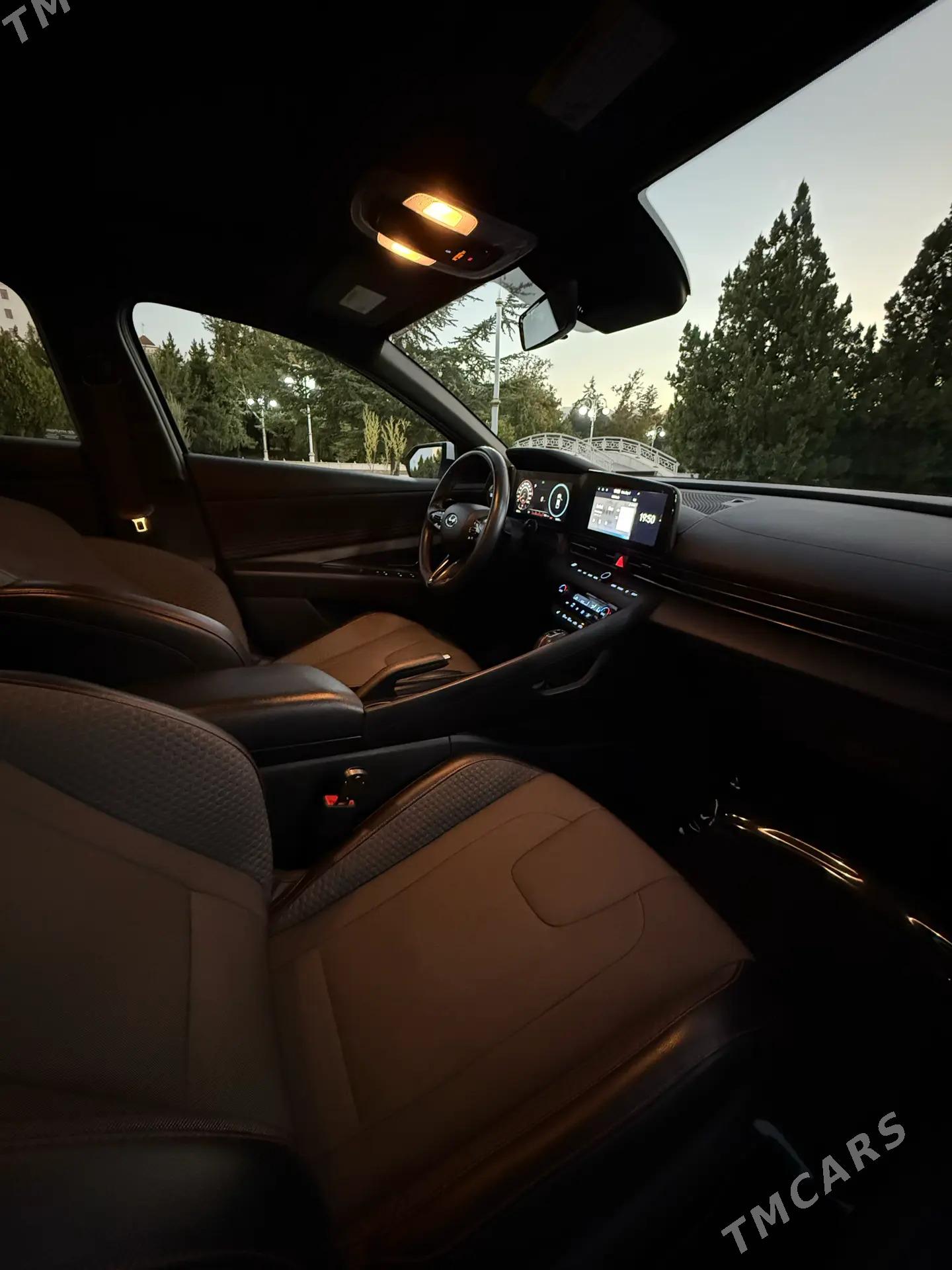 Hyundai Elantra 2023 - 305 000 TMT - ул. Подвойского (Битарап Туркменистан шаёлы) - img 7