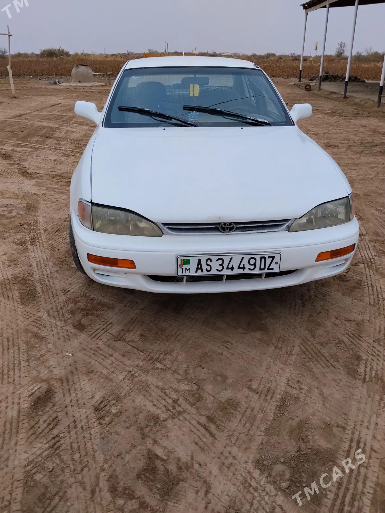 Toyota Camry 1993 - 88 000 TMT - Кёнеургенч - img 2