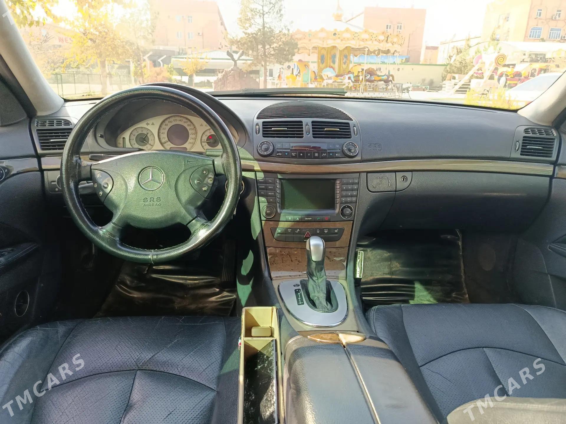 Mercedes-Benz E320 2002 - 130 000 TMT - Мары - img 7