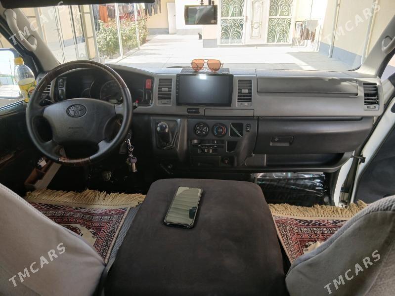 Toyota Hiace 2005 - 270 000 TMT - Бузмеин ГРЭС - img 6