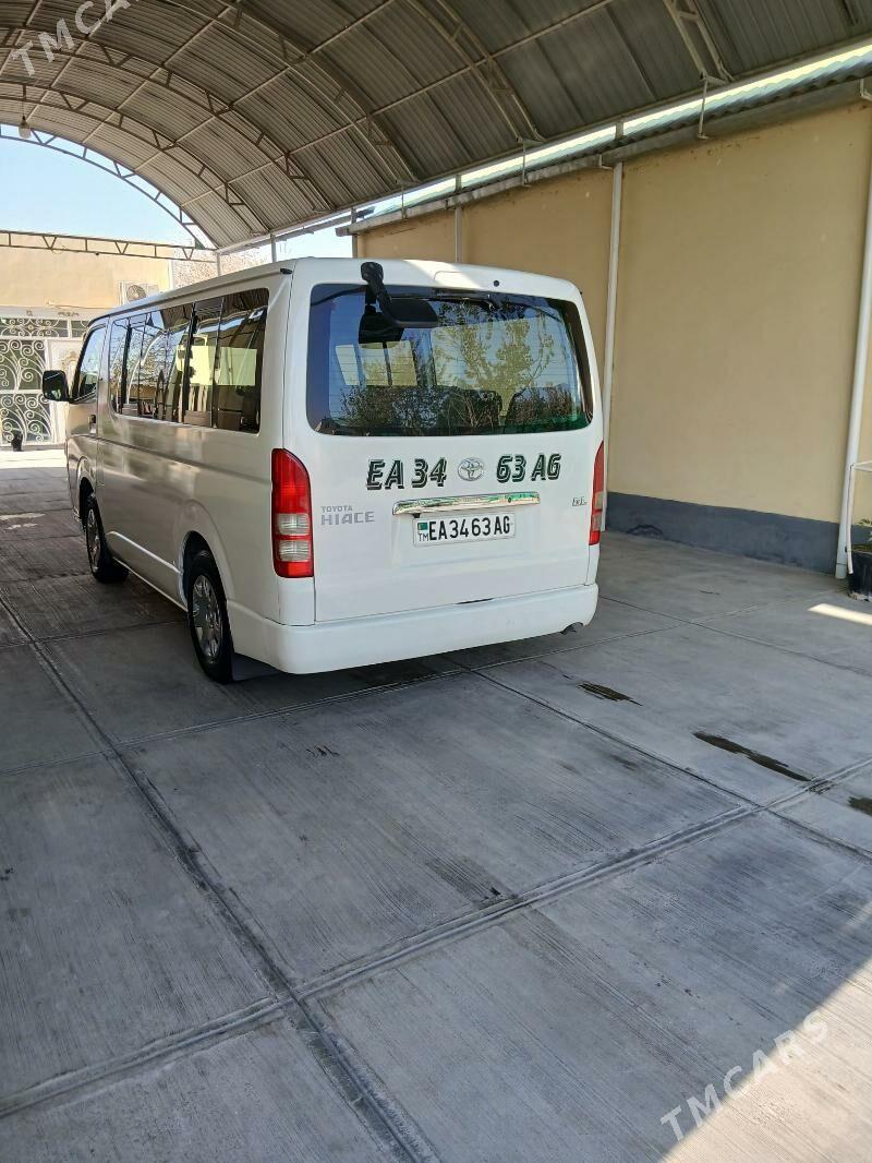 Toyota Hiace 2005 - 270 000 TMT - Бузмеин ГРЭС - img 4