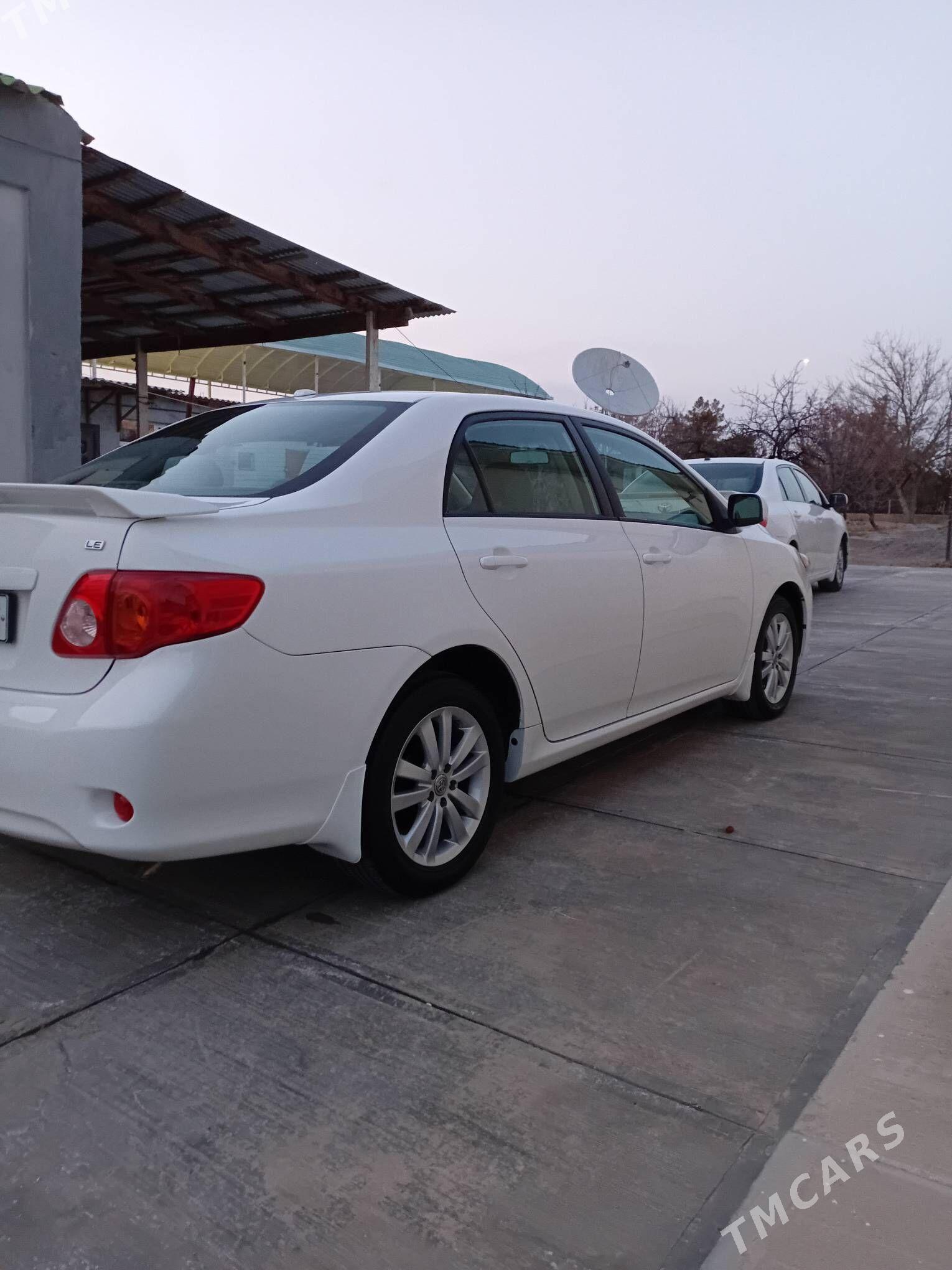 Toyota Corolla 2010 - 161 000 TMT - Ашхабад - img 3