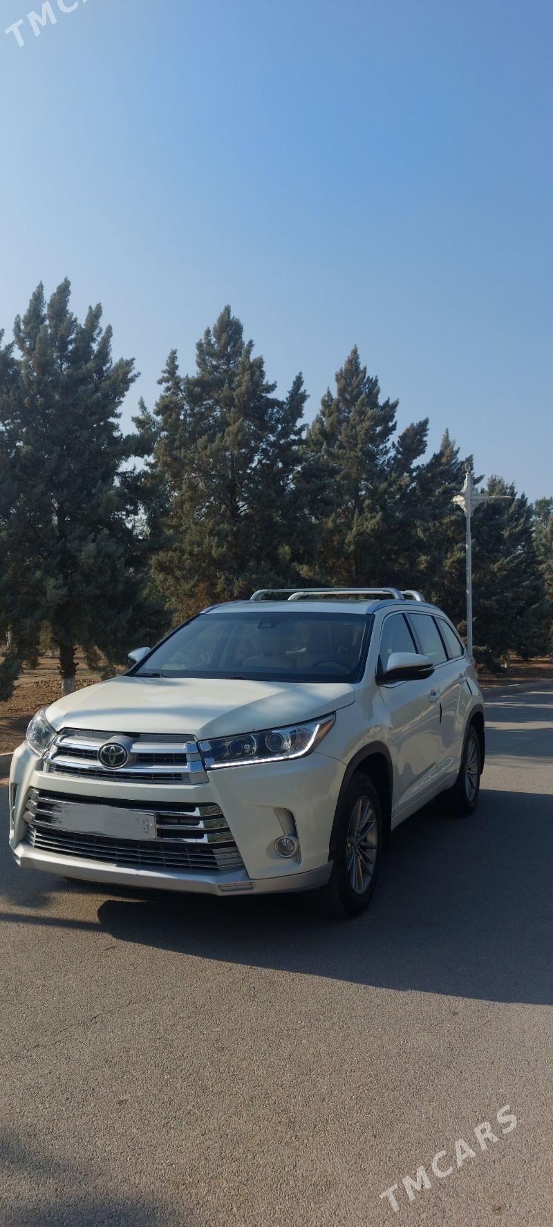 Toyota Highlander 2019 - 470 000 TMT - Köşi - img 3