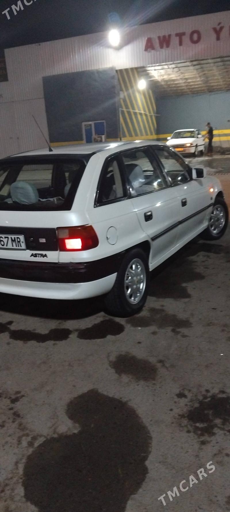 Opel Astra 1992 - 35 000 TMT - Мары - img 2