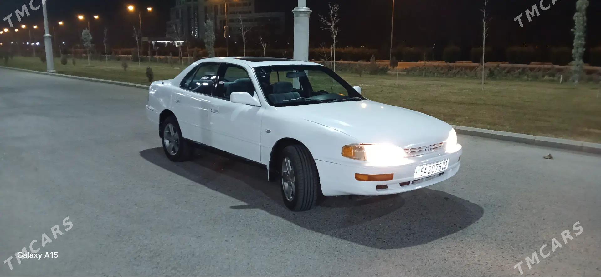 Toyota Camry 1993 - 79 000 TMT - Дашогуз - img 3