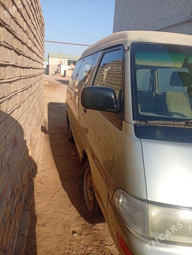 Toyota Hiace 1995 - 36 000 TMT - Туркменгала - img 4