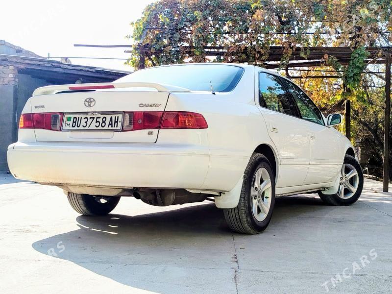 Toyota Camry 2001 - 140 000 TMT - Кака - img 2