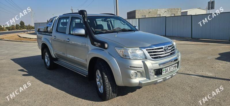 Toyota Hilux 2014 - 420 000 TMT - Байрамали - img 3