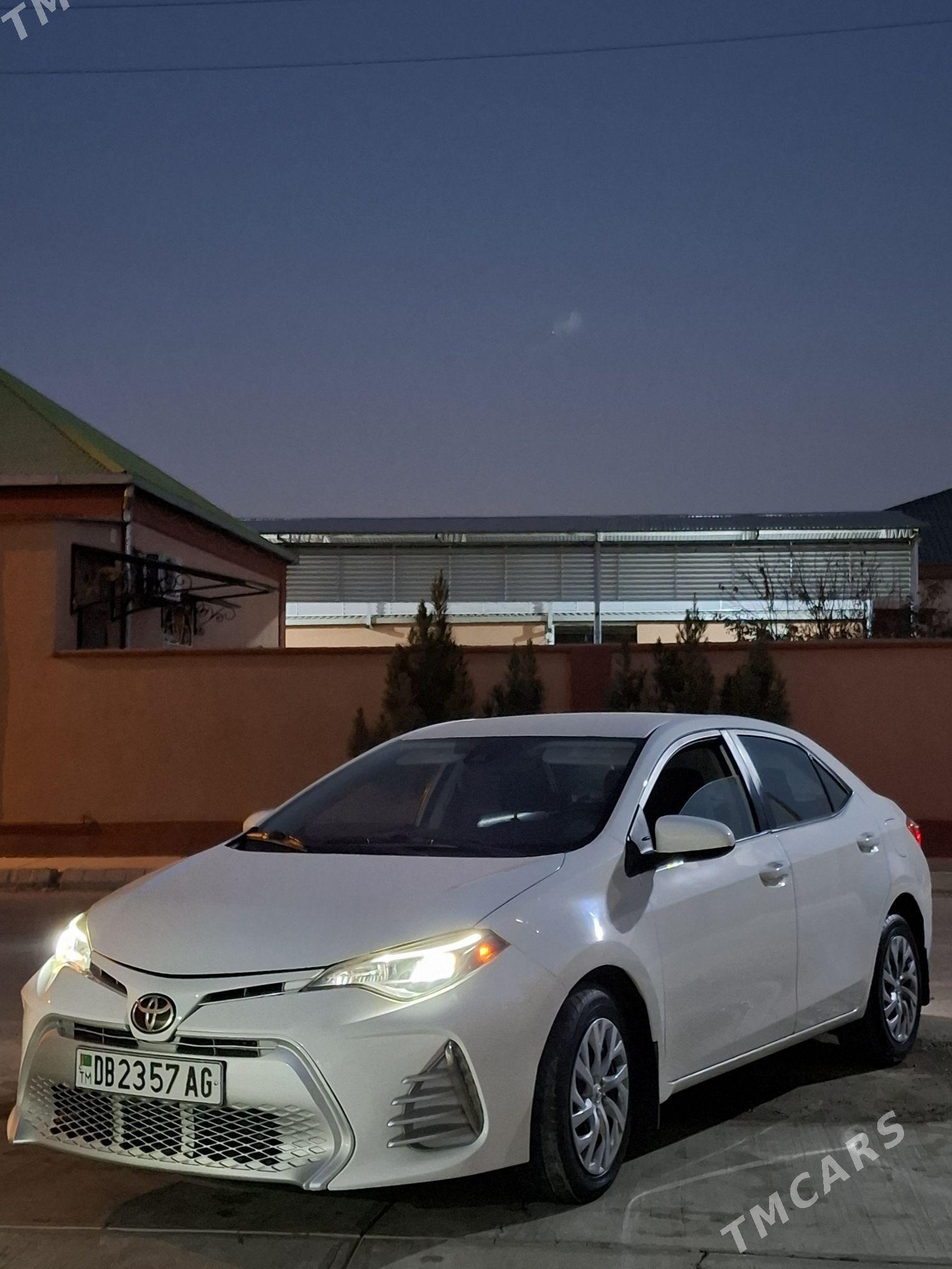 Toyota Corolla 2018 - 192 000 TMT - Ашхабад - img 8