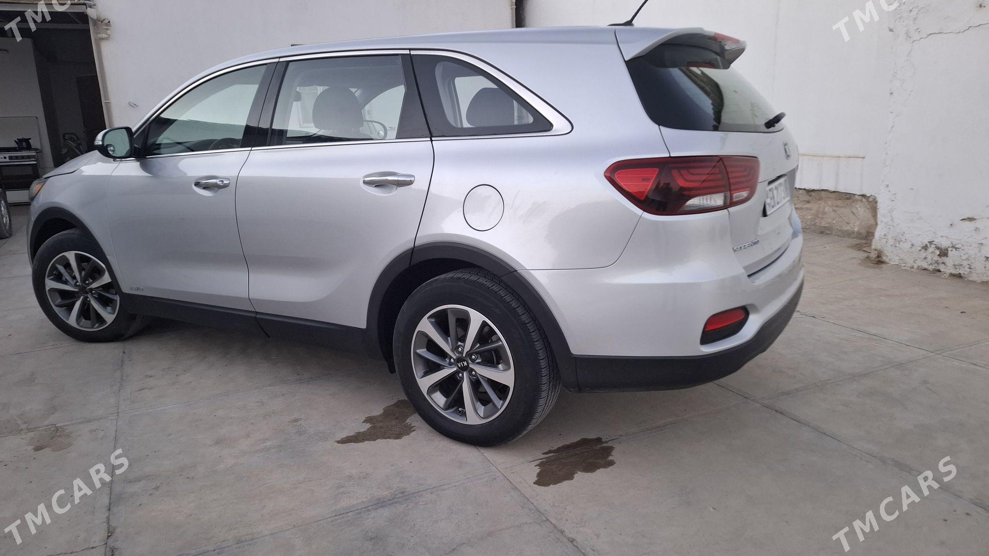 Kia Sorento 2020 - 300 000 TMT - Ýolöten - img 4