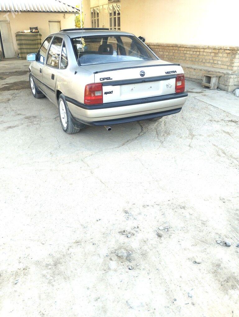 Opel Vectra 1992 - 40 000 TMT - Mary - img 2
