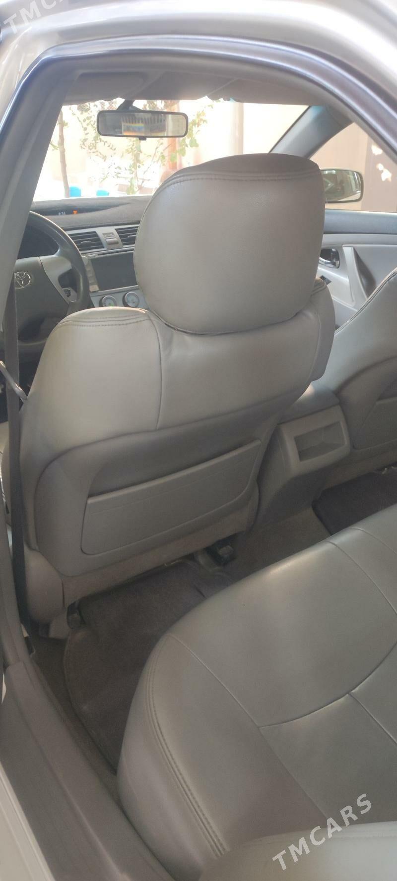 Toyota Camry 2011 - 165 000 TMT - Балканабат - img 4