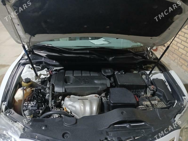 Toyota Camry 2010 - 194 000 TMT - Мары - img 7