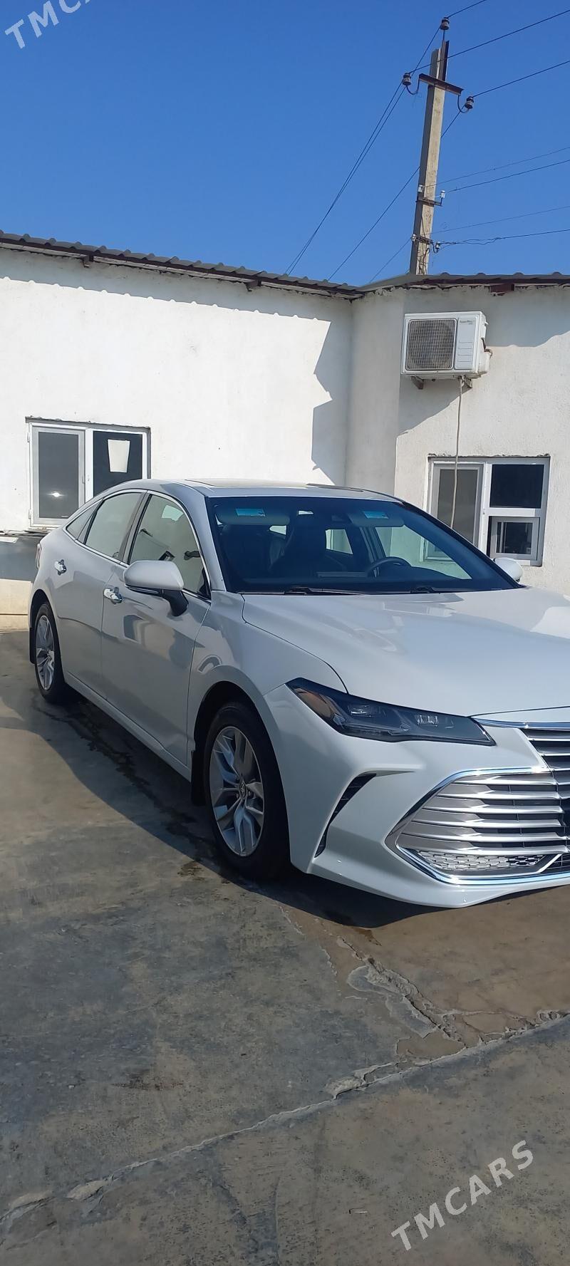 Toyota Avalon 2022 - 510 000 TMT - Кипджак - img 8