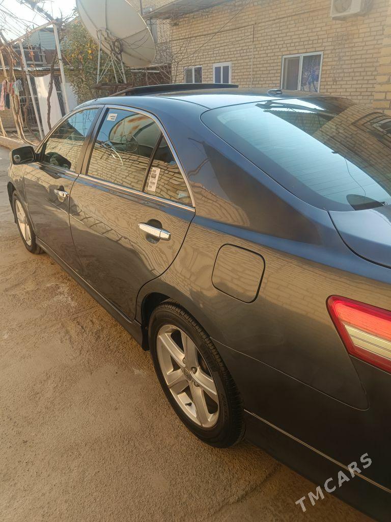 Toyota Camry 2010 - 210 000 TMT - Туркменабат - img 4