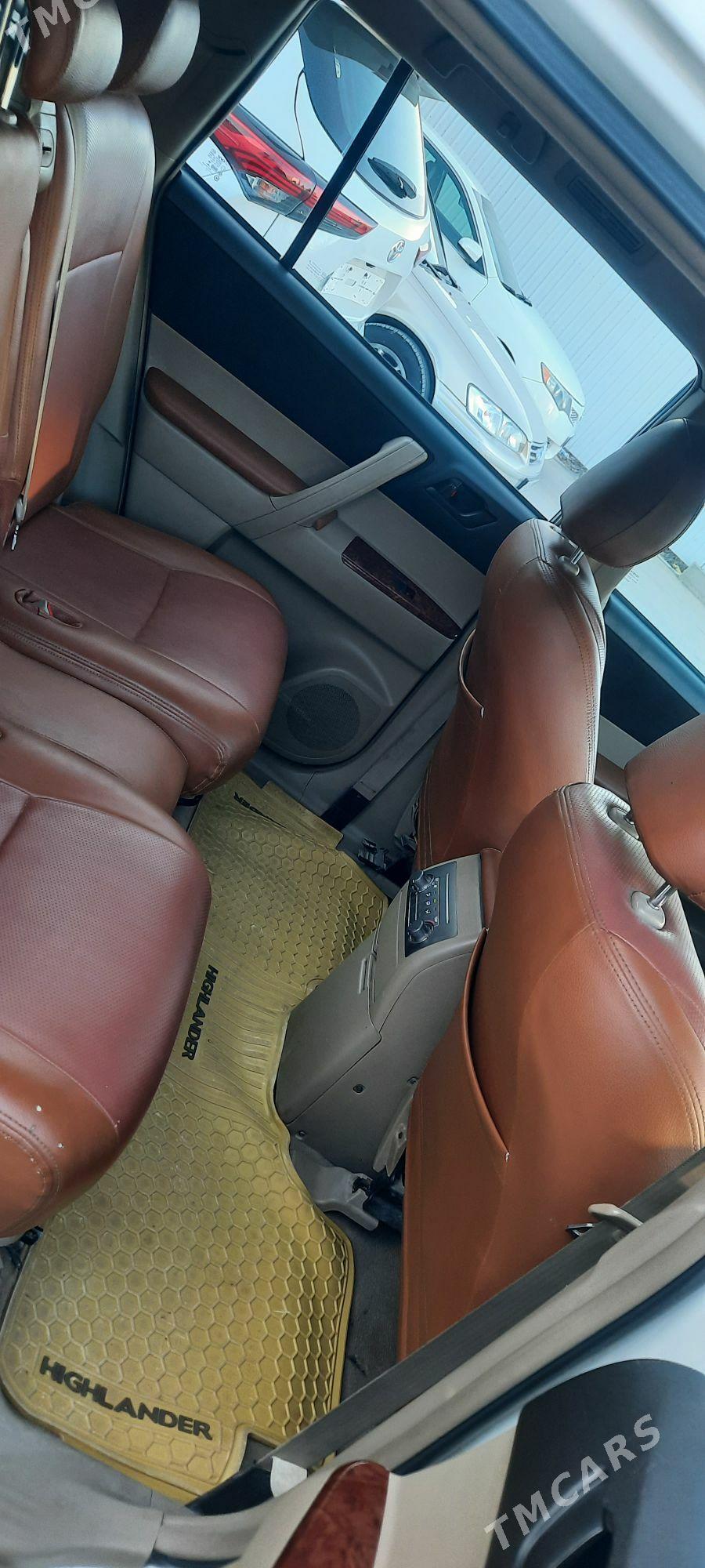Toyota Highlander 2010 - 250 000 TMT - Мары - img 6