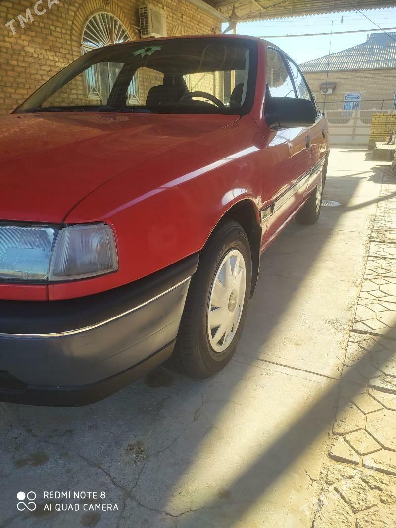 Opel Vectra 1990 - 50 000 TMT - Мары - img 3