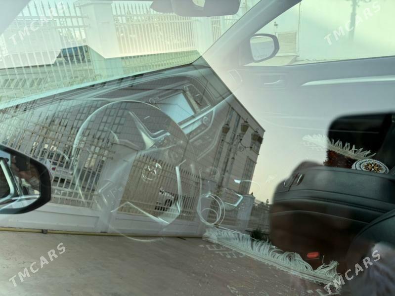 Toyota Highlander 2018 - 500 000 TMT - Гарадамак - img 2