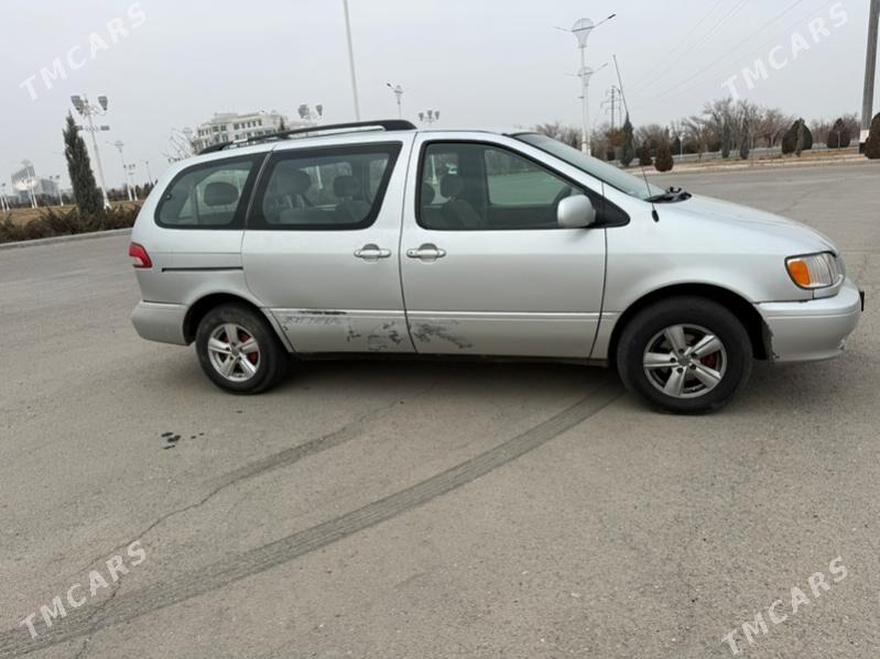 Toyota Sienna 2002 - 130 000 TMT - Daşoguz - img 8