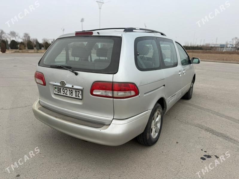 Toyota Sienna 2002 - 130 000 TMT - Daşoguz - img 7