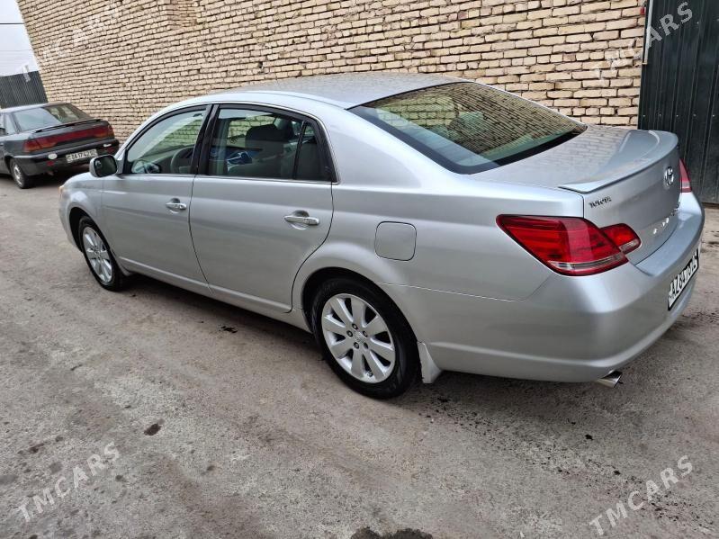 Toyota Avalon 2005 - 180 000 TMT - Дашогуз - img 3