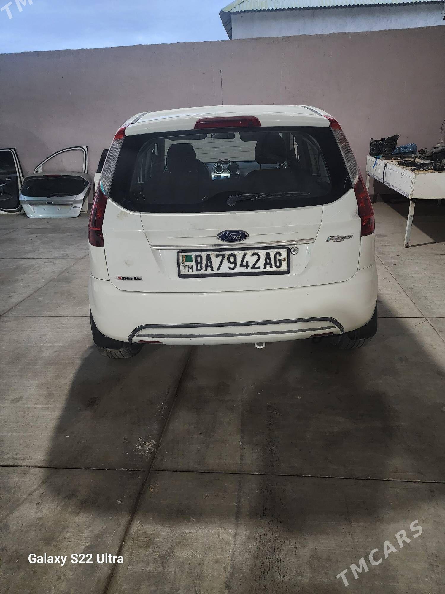 Ford Figo 2012 - 95 000 TMT - Мир 3 - img 5