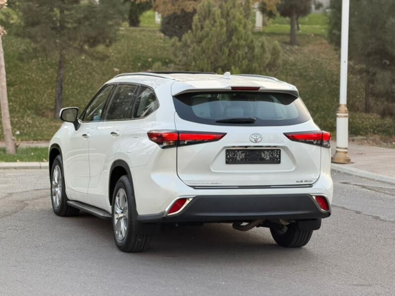 Toyota Highlander 2021 - 620 000 TMT - Aşgabat - img 4