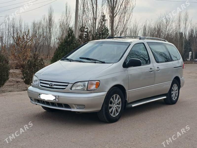 Toyota Sienna 2002 - 180 000 TMT - Daşoguz - img 2