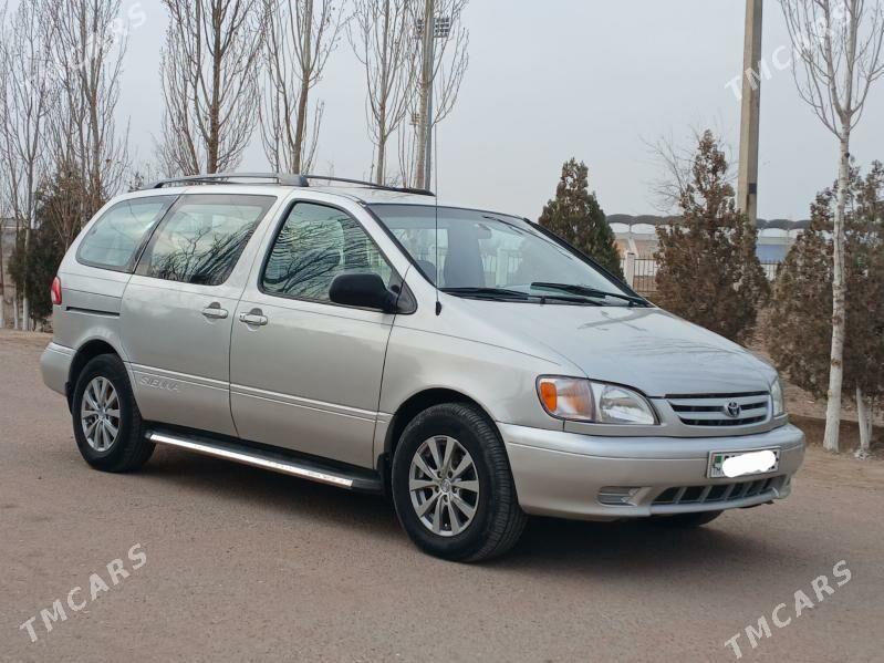 Toyota Sienna 2002 - 180 000 TMT - Daşoguz - img 3