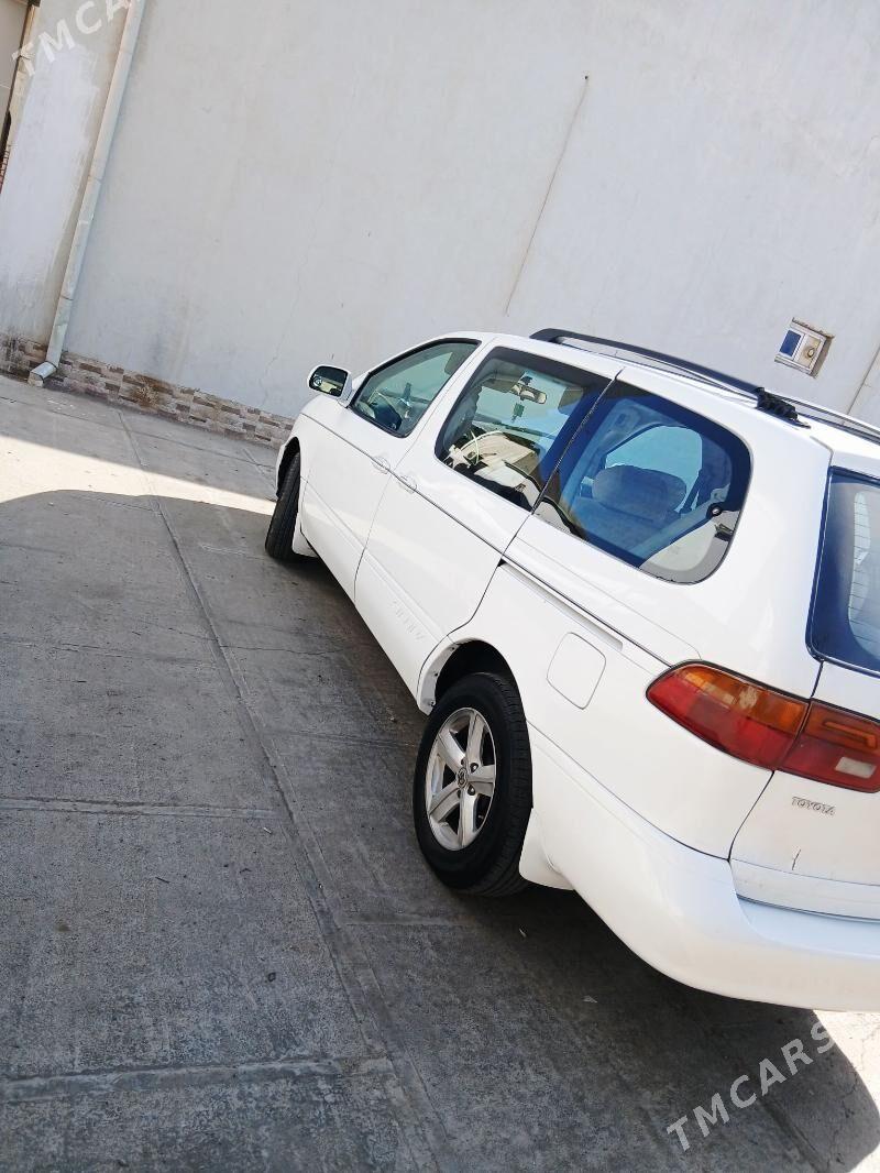 Toyota Sienna 1999 - 140 000 TMT - Mary - img 4