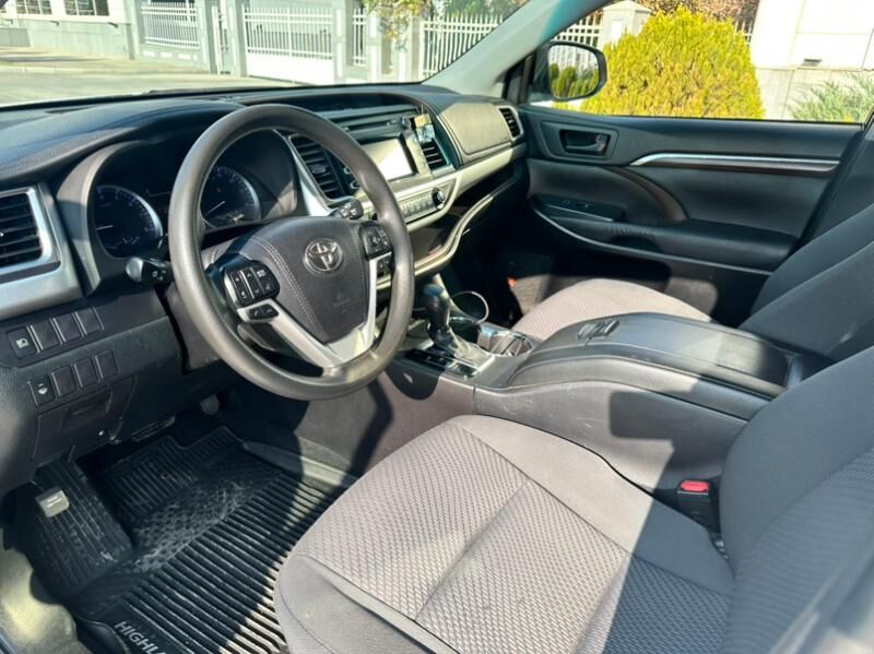 Toyota Highlander 2019 - 355 000 TMT - Aşgabat - img 9