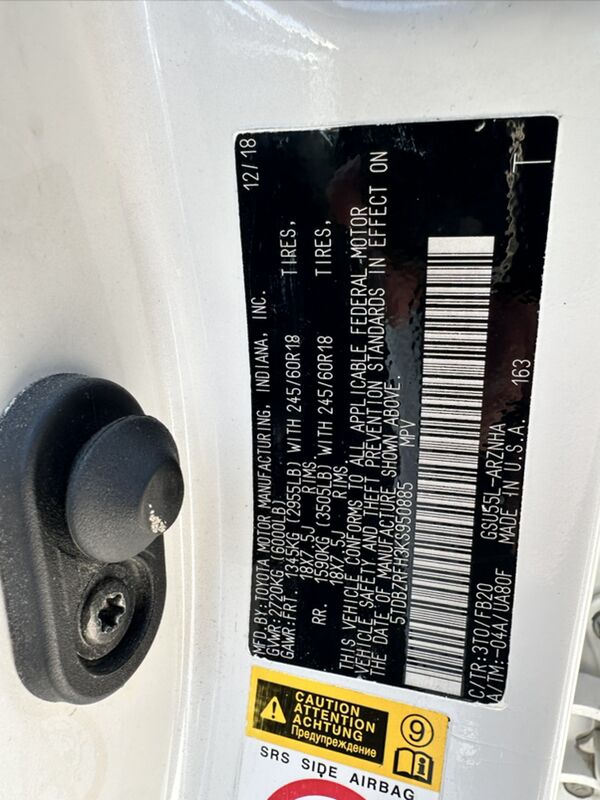 Toyota Highlander 2019 - 355 000 TMT - Aşgabat - img 8