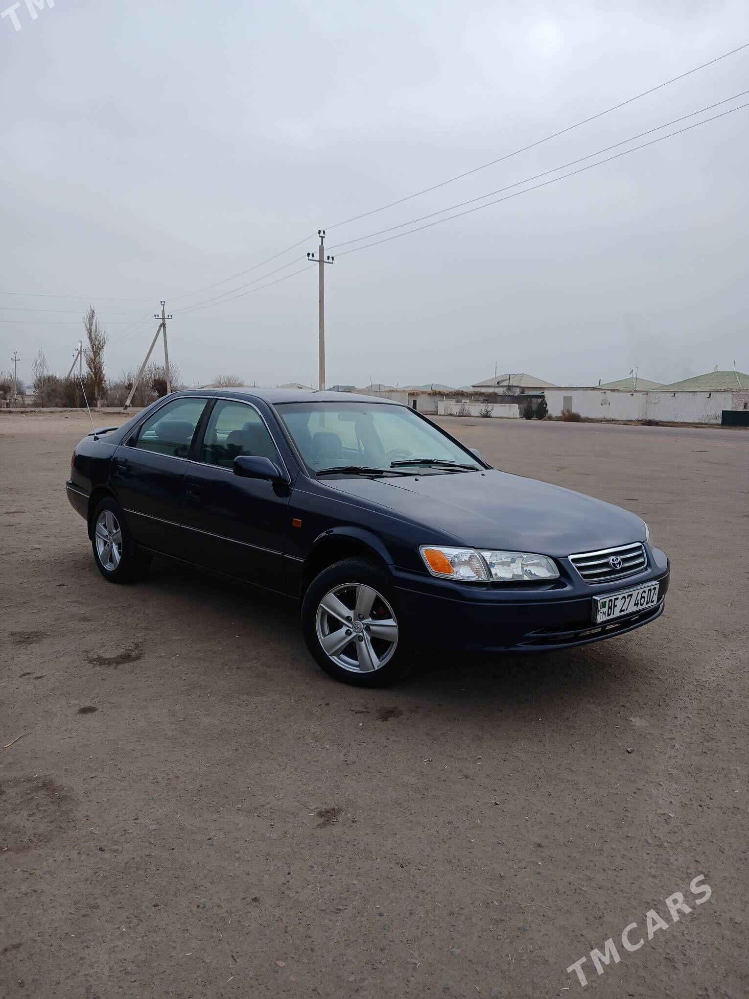 Toyota Camry 1998 - 125 000 TMT - Губадаг - img 5